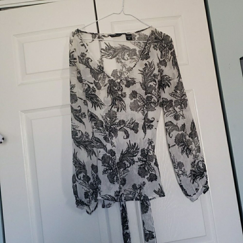 New York and company blouse